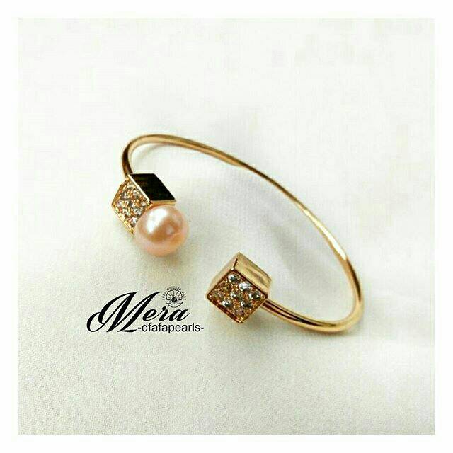 gelang dior mutiara tawar