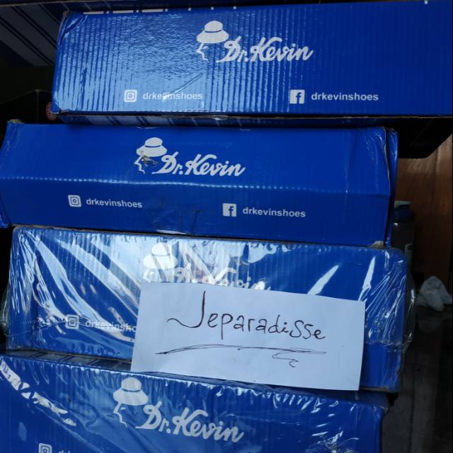 Sepatu Dr. Kevin - Men Sneakers ORIGINAL