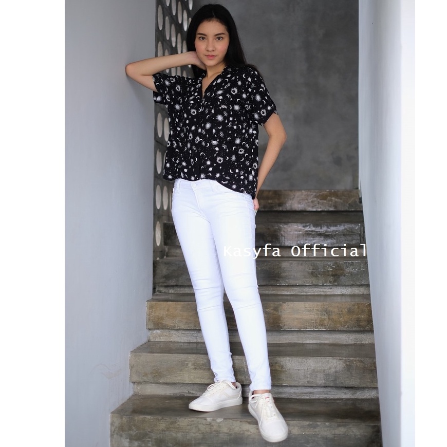 Celana Jeans Putih Wanita