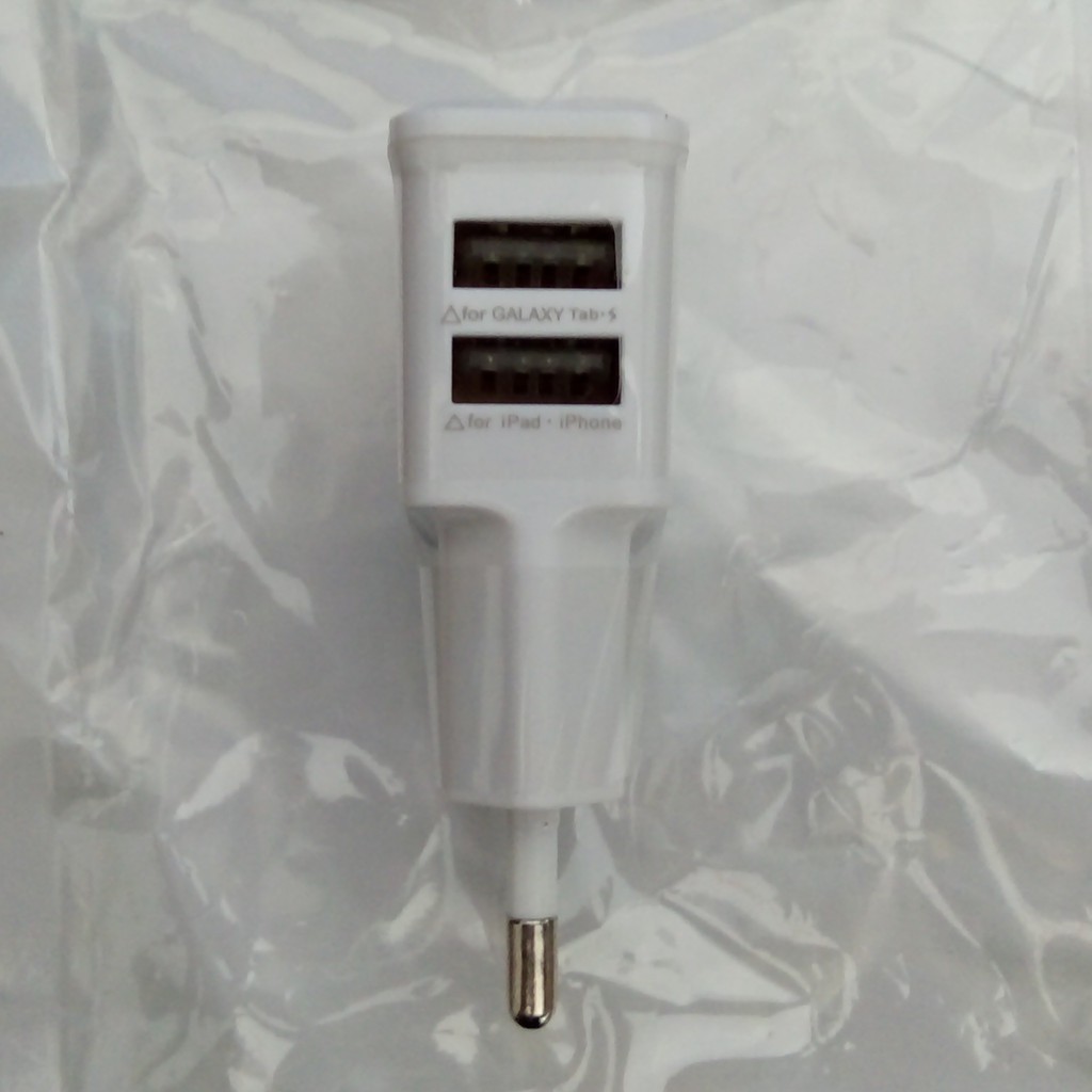 Cesan HP Output 2 Lubang USB 5V 2.0A Carger Carjer HP Tablet Samsung iPhone Oppo Xiaomi Xperia