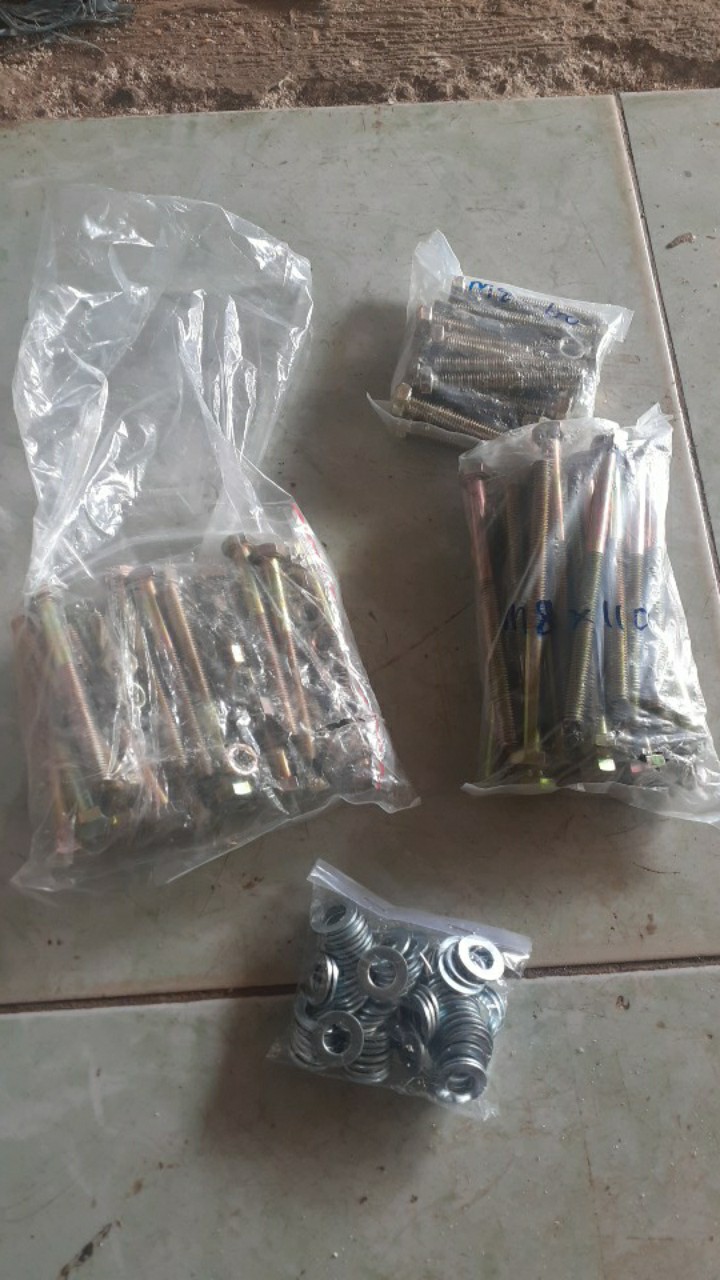 Baut Mur Hex Hexagon Bmk Kuning Besi Siku Rak Lubang M8x80mm M8x80 M8 X 80 Mm Kunci 12