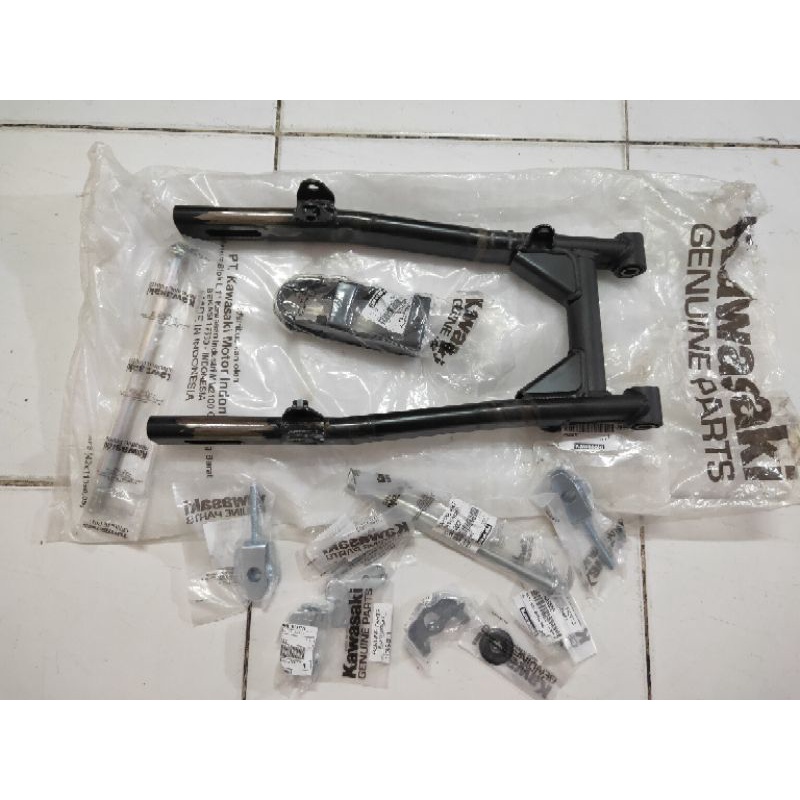 SWING ARM ARM W175 ORIGINAL pnp CB GL100 GL Pro Set