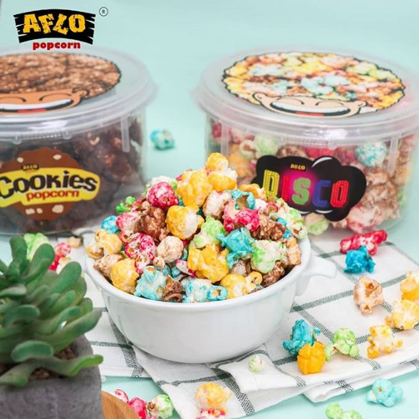 

POPCORN / POPCRON MANIS RAINBOW WARNA WARNI ULANG TAHUN DISCO OLEH OLEH BANDUNG