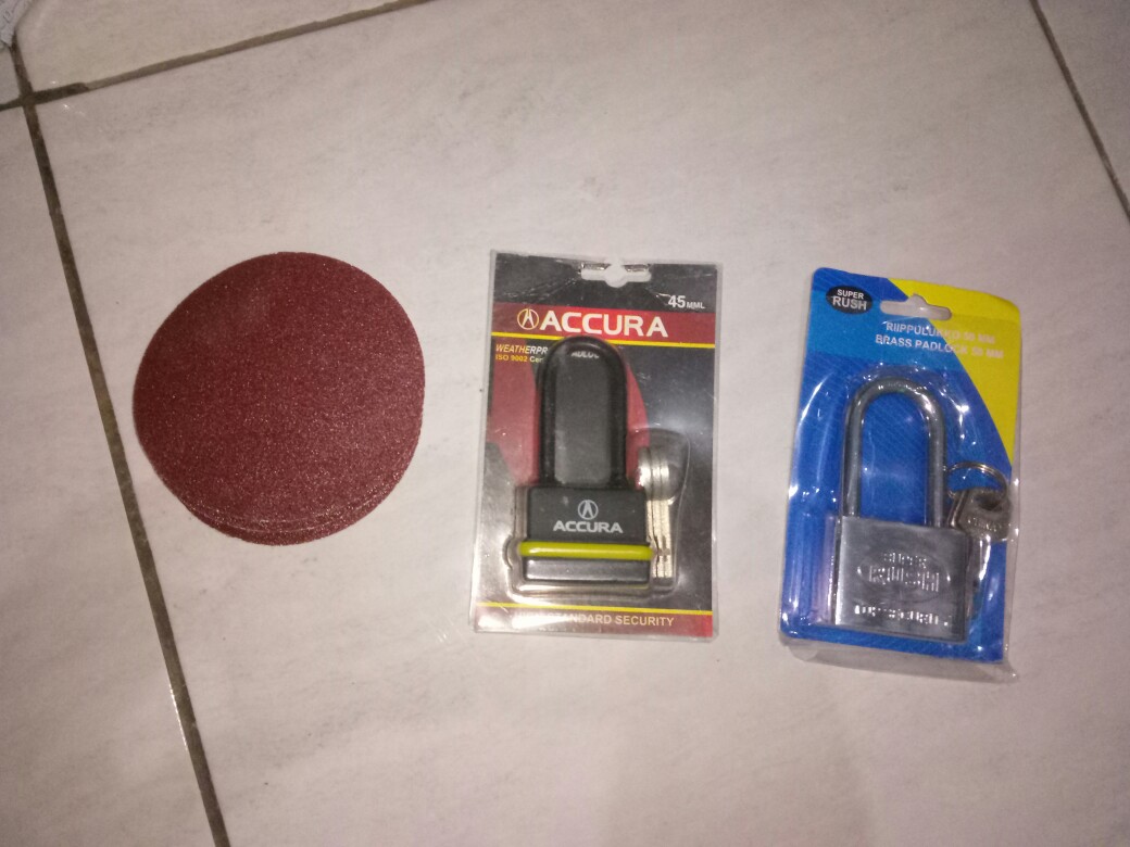 Gembok Putih Panjang 50mm 3 Key