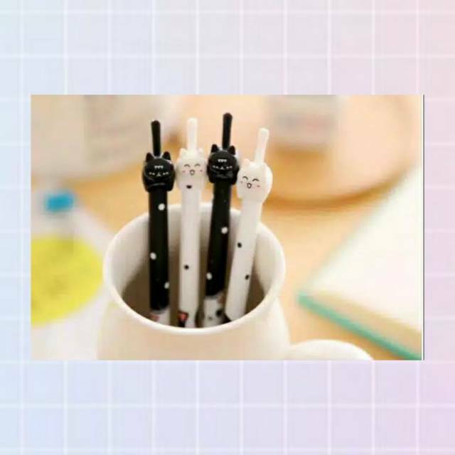 

Pulpen karakter kucing