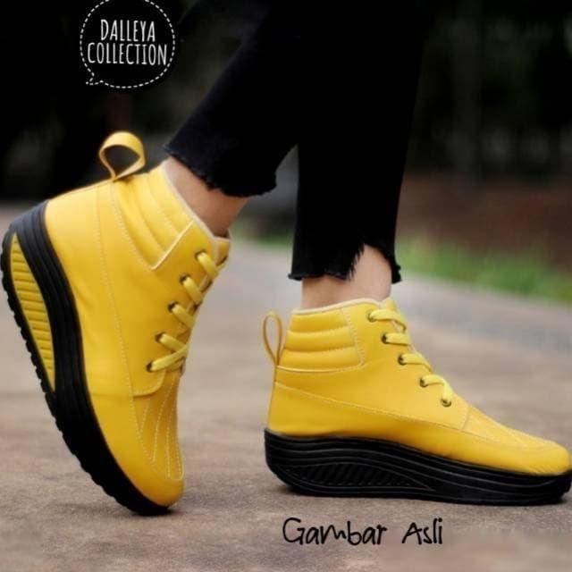 Dunhill - Dalleya Sepatu Boot Wanita Real Pict Casual - Kuning, 37