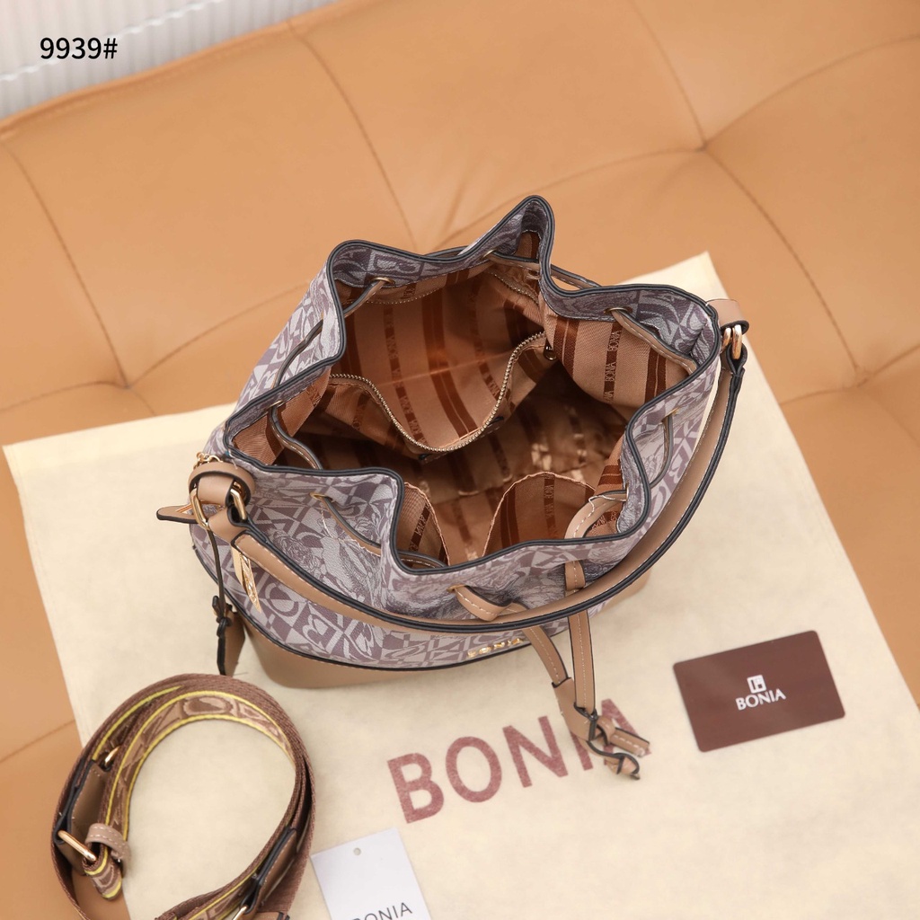 BO Rosie Bucket Bag Small #9939 New