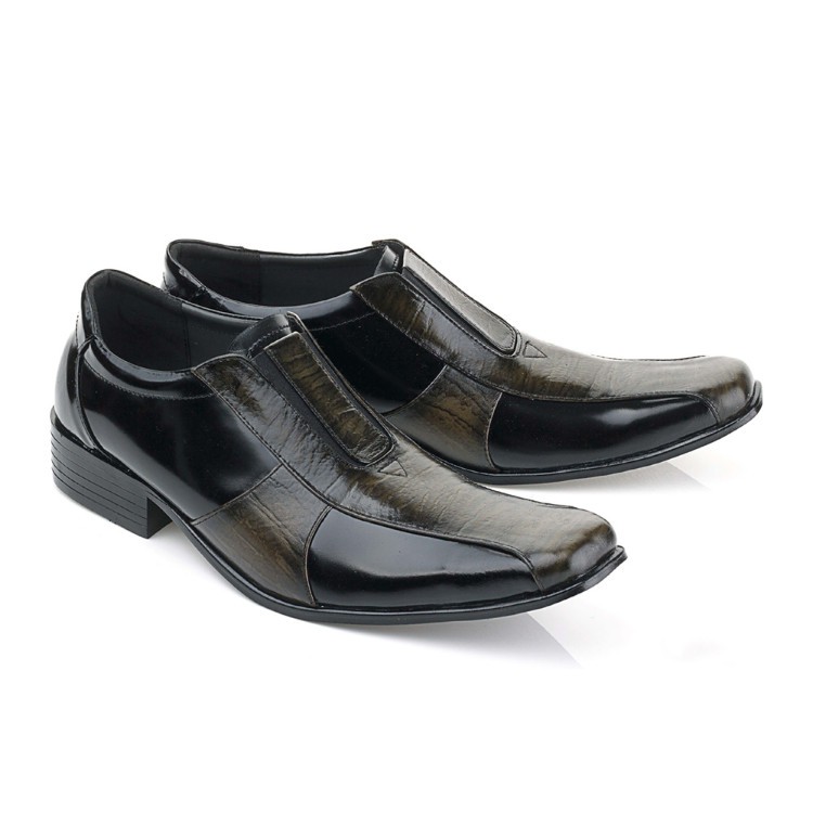 Sepatu Pantofel Formal Pria Blackkelly LED 234