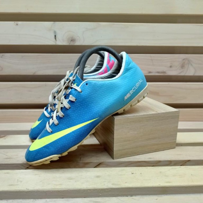 SEPATU FUTSAL Nike Mercurial Victory IV TF