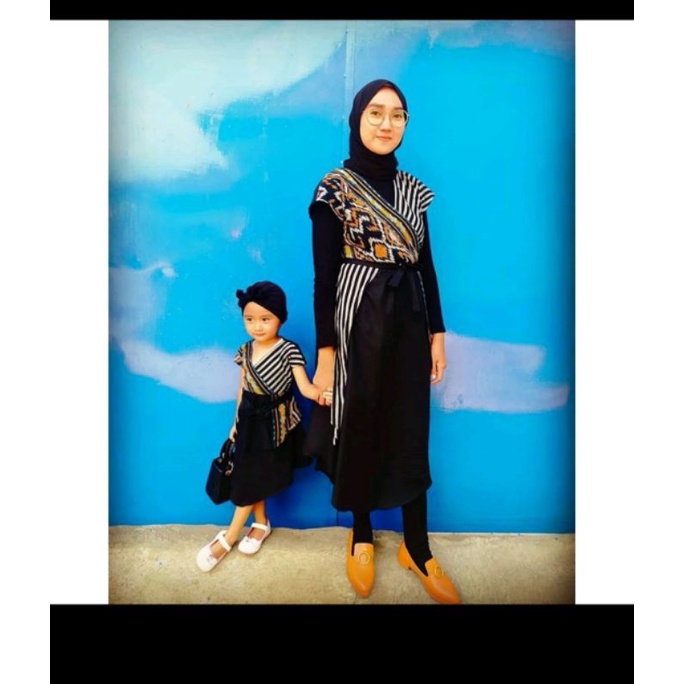 Couple preweding//couple keluarga//baju tenunJepara