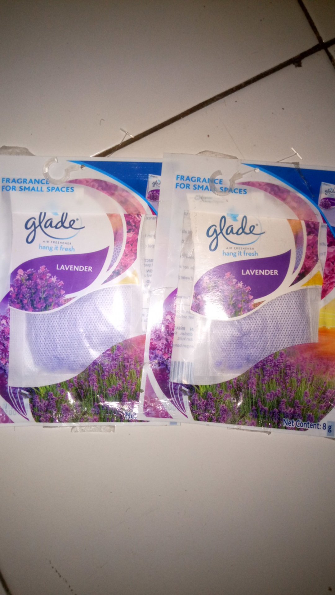 Glade Hang It Fresh Lavender 8g = 2pcs