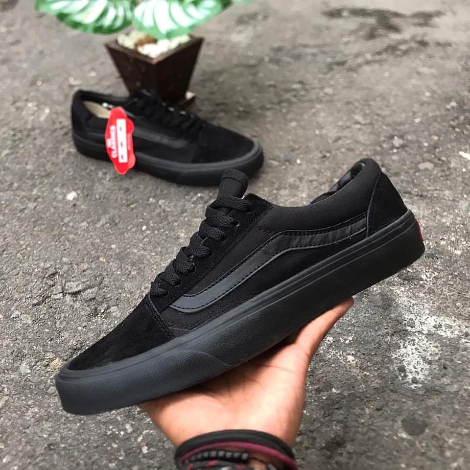 Sepatu Vans Oldskool Fullblack Hitam Sekolah Kerja Kuliah Black Mono Traning Paskibra Santai keren