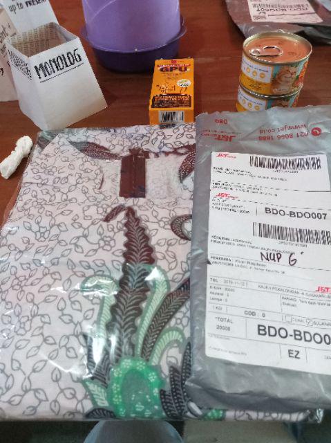 Tunik Batik Motif Ilalang Putih Eksklusif