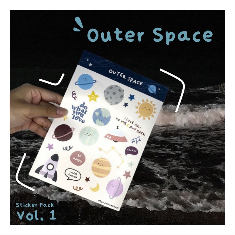 

STIKER AESTHETIC OUTER SPACE