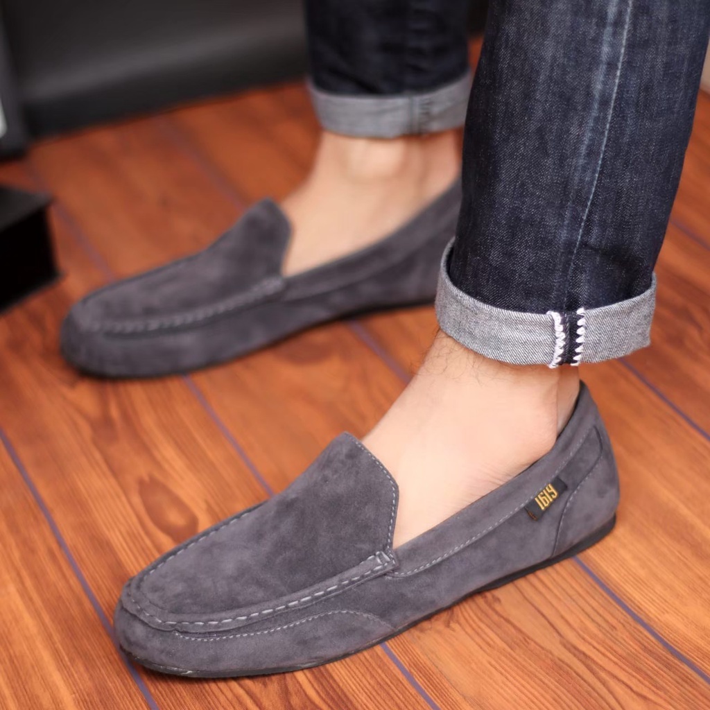 Sepatu Slip On Pria  Moodmax Casual Original 1619 Bahan Ringan Elegan Cocok Untuk Santai Slop Santai