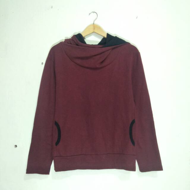 Hoodie Maroon polos size fit M original second bukan uniqlo