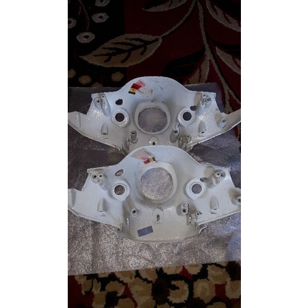 Batok lampu depan yamaha fizr force one original putih