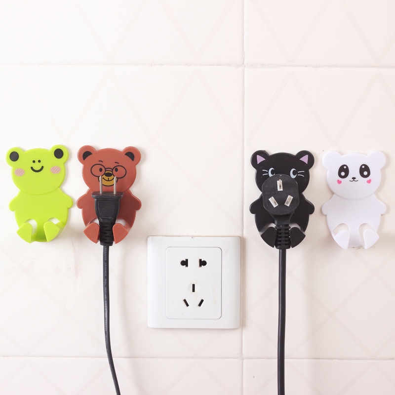 1Pc Cartoon Animal Plastic Power Plug Bracket / Wall Mounted Socket Plug Plastic Hanger