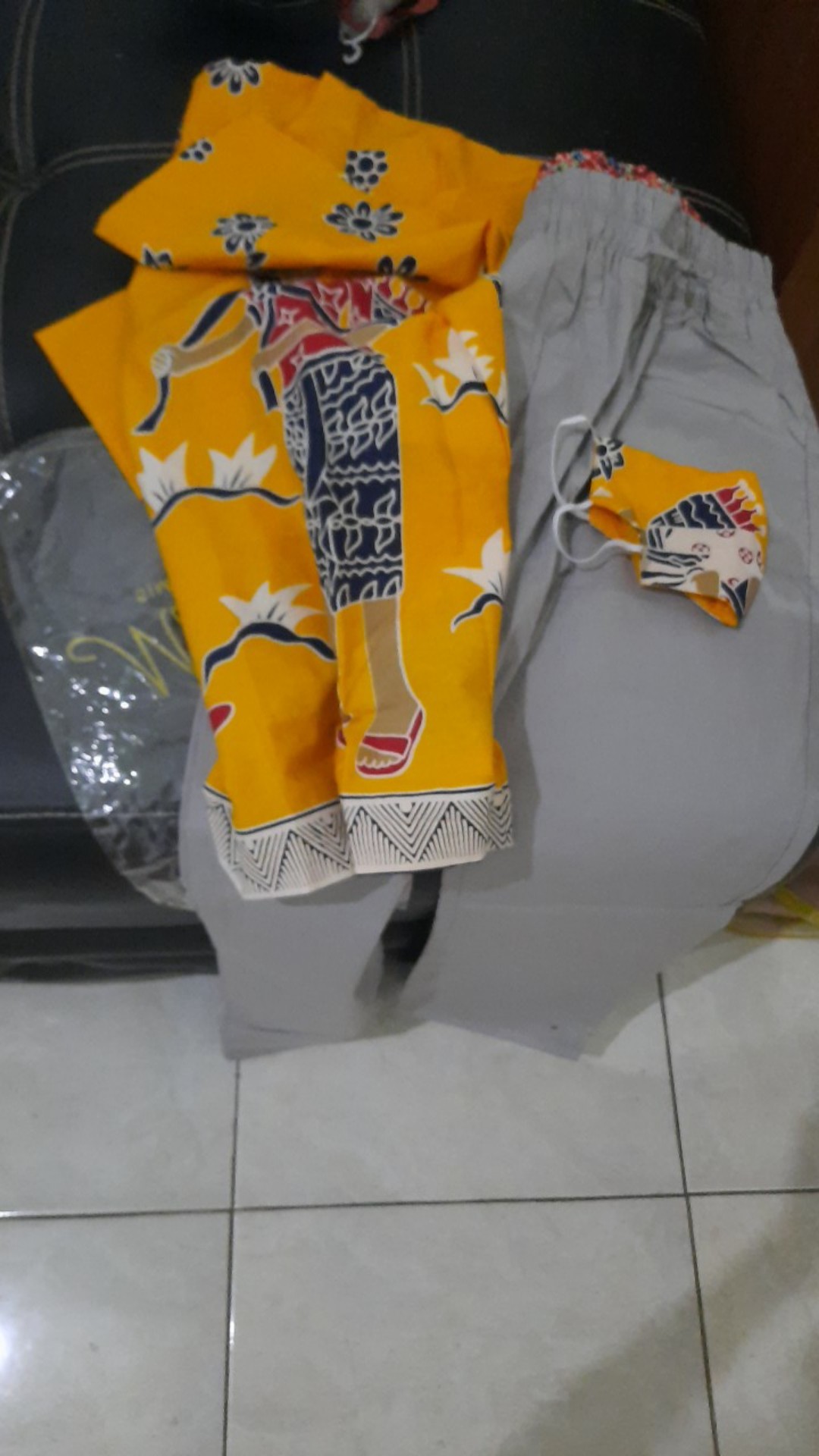 Solo Batik Gita Top Ory