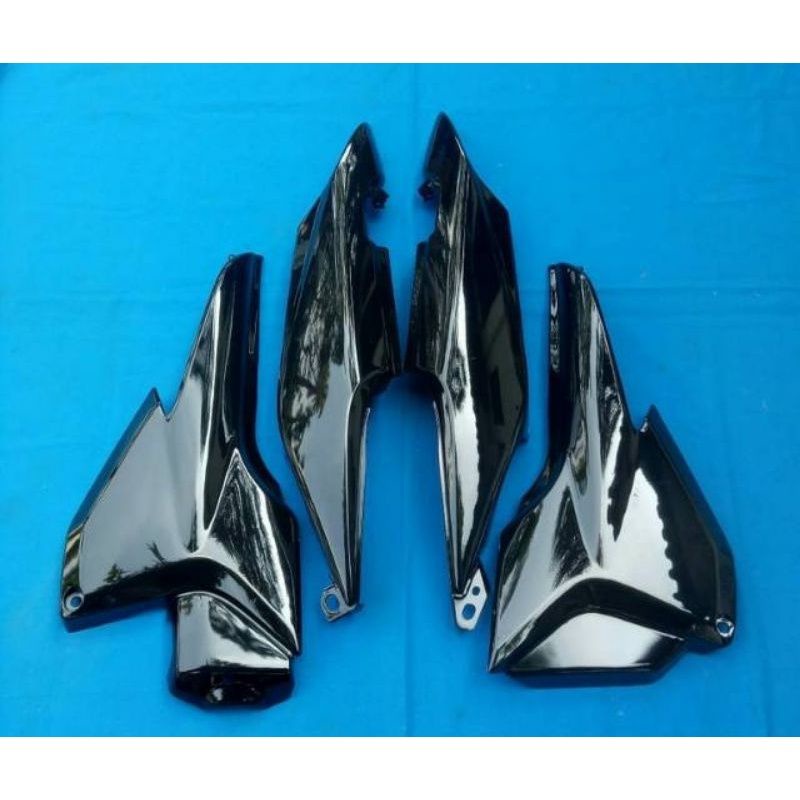 Cover body megapro new + bok aki megapro new