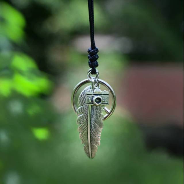 Kalung Peace Feathers Cam