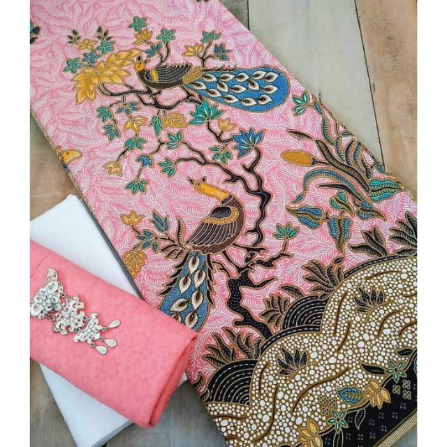 5400 Gambar Burung Merak Batik Terbaik Gambar Hewan