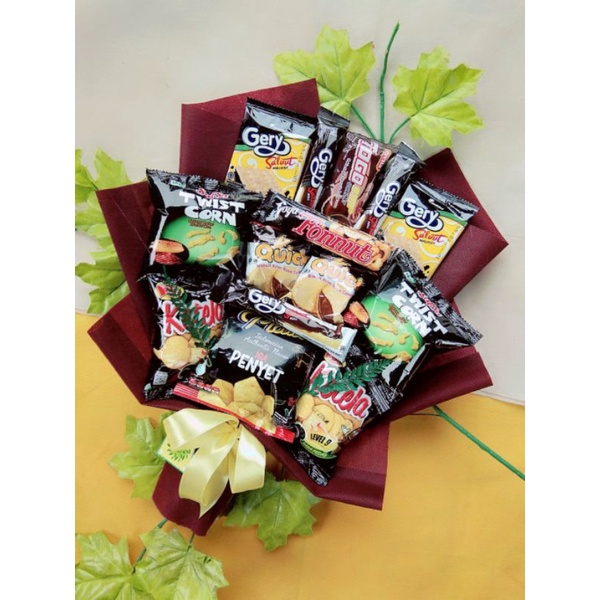 

Buket snack, bunga snack, snack bouquet, buket bunga wisuda, boneka wisuda murah, flowers bucket