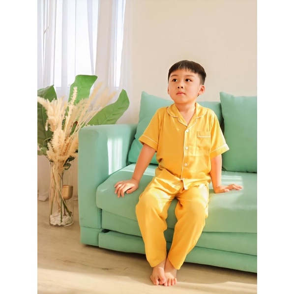 Yobebee Piyama Katun Lembut Bayi dan Anak Usia 1 2 3 4 6 8 10 Tahun Baju Tidur One Set Pajamas Kids Basic Polos Cotton Rayon Silk Model Tangan Pendek Baju Harian Santai Anak Laki Laki Perempuan Cewek Cowok