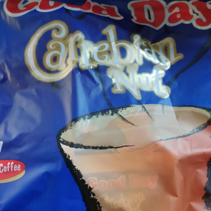 

**GOOD DAY CARABIAN NUT BAG**( 5 RENTENG X 50 SACHET X 20 GRAM)