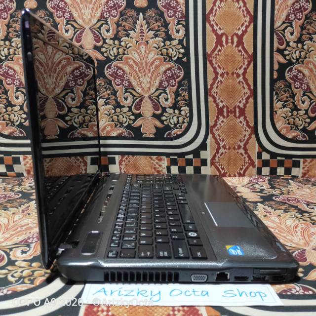 LAPTOP TOSHIBA CORE I7 RAM 8GB DDR3 HDD 500GB NUMPAD LCD 16INC