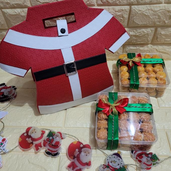 

KUE KERING NATAL HAMPERS EXCLUSIVE FULL BUTTER WISMAN XCD521XS