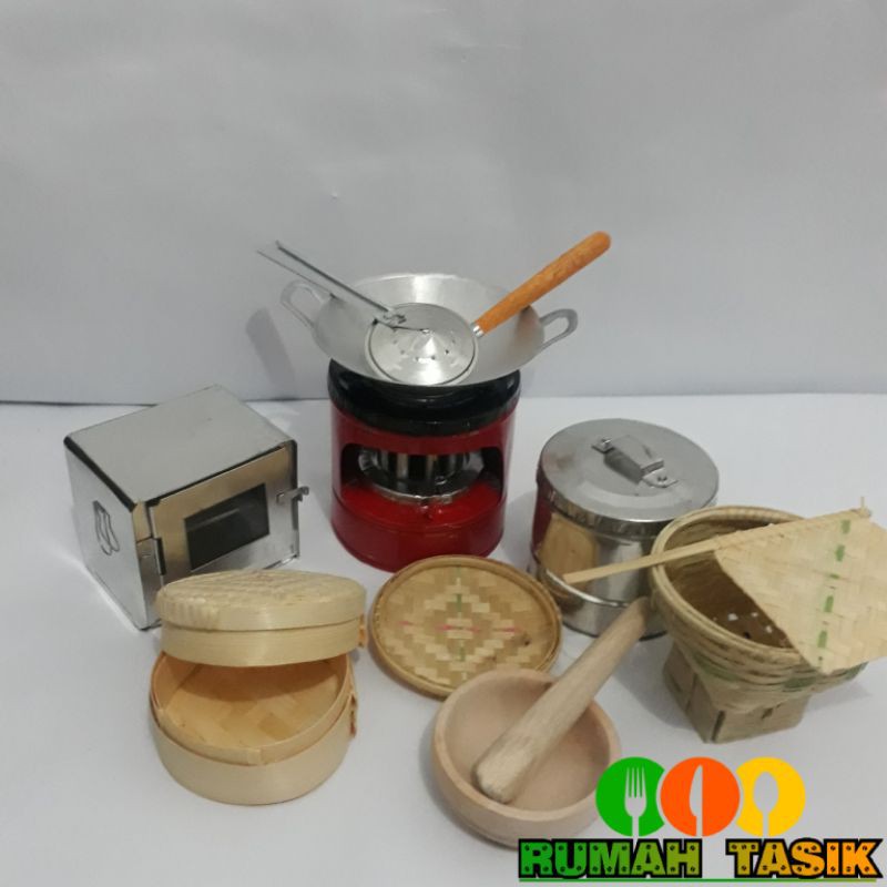 Kitchen Set Mainan Anak / Set Mainan Masak Masakan Anak Tradisional Kumplit 12 Item