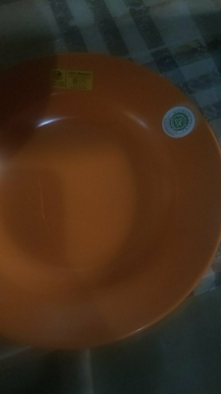 Golden Unicorn P09-5 Piring Dalam 4 Variasi Warna 9 Inci
