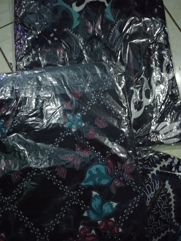 Batik Kalongan | Kemeja Batik Kantor M L Xl Xxl / Hem Batik Pekalongan Termurah / Hem Lengan Pendek