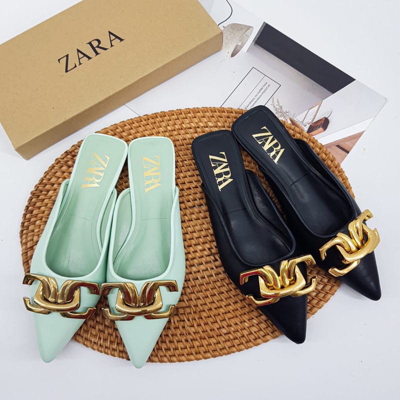 Slip on sandals by Zara chain slippers Import sandal flat wanita sandal doff kulit kantor kwrja high