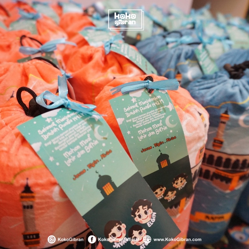 FREE POUCH Sejadah Custom Nama - Sejadah Laki Laki - Sejadah Printing - Sajadah Nama Anak - Sajadah Koko Gibran - Sejadah Nama - Perlengkapan Shalat Sajadah Anak Karakter - Sajadah Anak-4