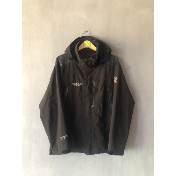 Preloved PL THRIFT Jaket Outdoor Kolon Sport Goretex