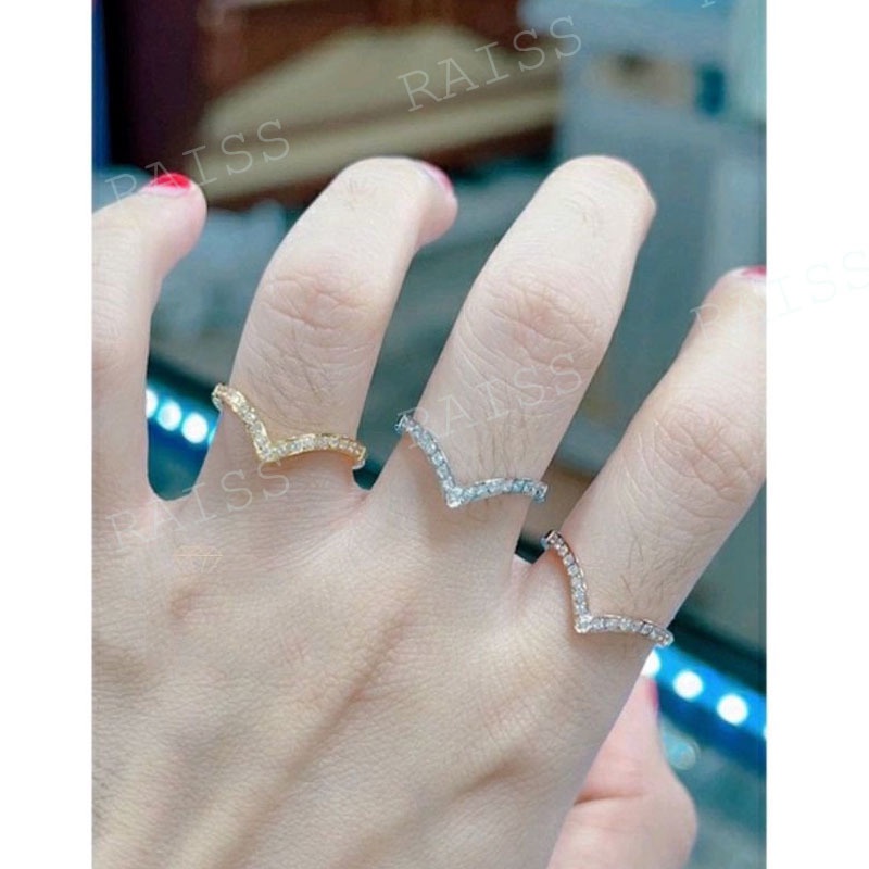 Cincin Fuji Titanium Anti Karat Lupis dfPerhiasan / Fuji Cincin Titanium Bentuk V Dengan Zircon Anti Pecah Untuk Wanita