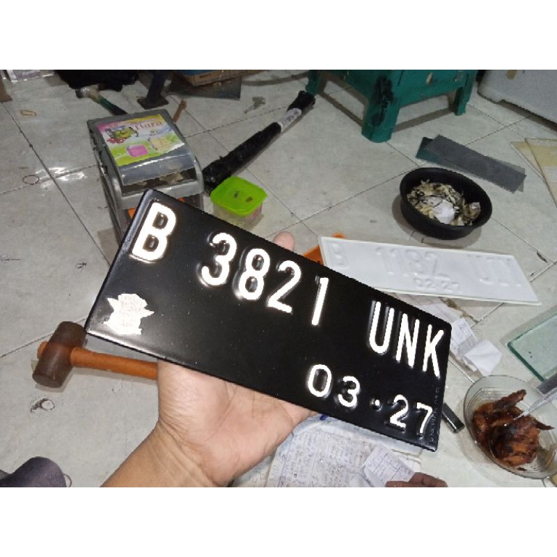 plat motor baut tanam 1pcs