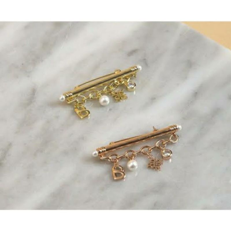 Preloved PL Bukan New The Xanadu Brooch Bros BS X RM Buttonscarves Ria Miranda Gold