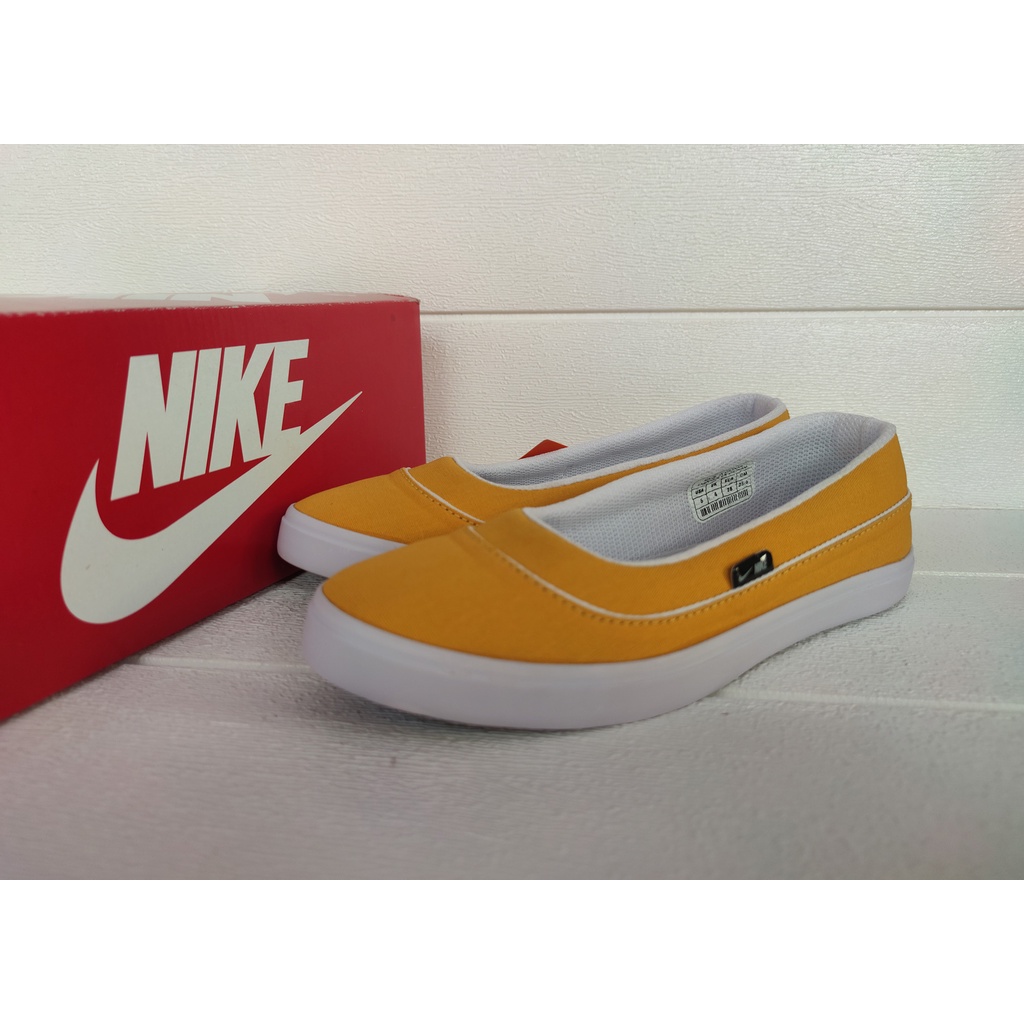 SEPATU WANITA SLIP ON TERBARU 05 KUNING PUTIH.SEPATU FLAT.SEPATU SLIP ON WANITA.SEPATU KERJA