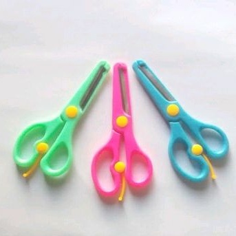 

GUNTING ANAK UJUNG TUMPUL SAFETY SCISSOR