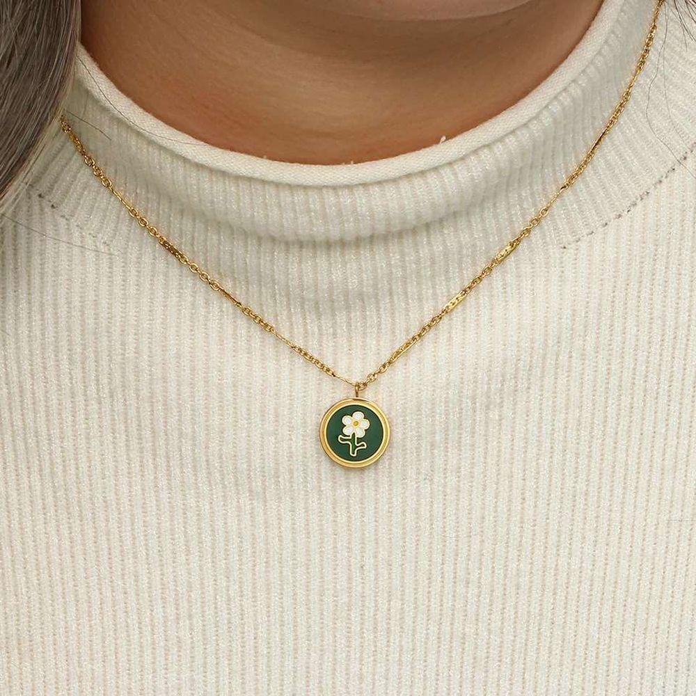 Augustina Wanita Kalung Pesona Vintage Enamel Daisy Lapis Emas Titanium Steel Gadis Aksesori