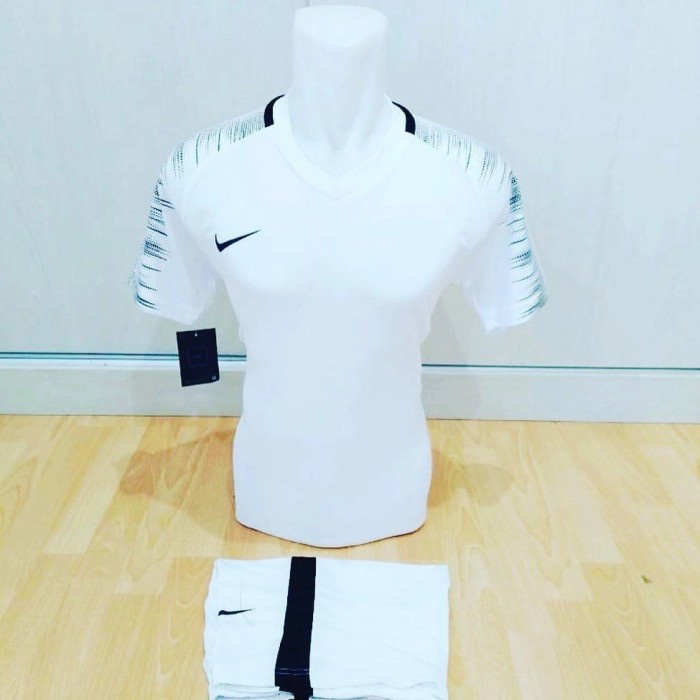 COD BAJU FUTSAL JERSEY OLAHRAGA SEPAK BOLA KAOS VOLY STELAN BADMINTON NIKE - Putih, M