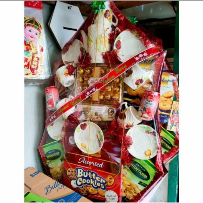 

Parcel Teaset Mewah + Makanan