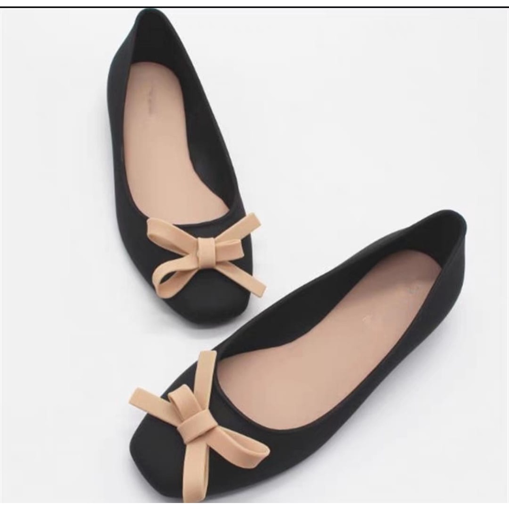 HM 10 SEPATU FLATSHOES WANITA KANNINA