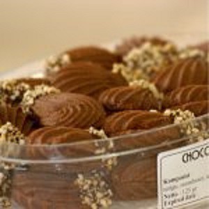 

CHOC BOW CHOCO BAWEAN SWEETHEART BANDUNG BEST SELLER HAMPERS HAMPER NATAL CHRISTMAS PAKET PACKAGE FESTIVE SEASON CNY CHINESE NEW YEAR MOONCAKE IMLEK LEBARAN IDUL FITRI RAMADAN GIFT ORNAMEN HIASAN OLEH OLEH AUTHENTIC ORIGINAL KULINER JAJANAN CEMILAN DESSER