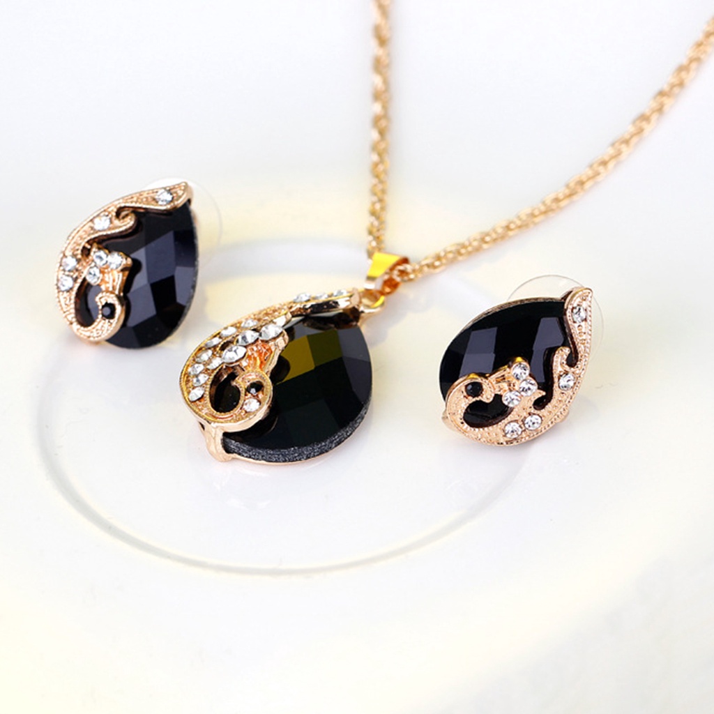 Hu Hu Hu Hu Hu Alat Bantu Pasang Kacamata♡ 1 Set Kalung Anting Cincin Bentuk Merak Bahan Alloy Aksen Berlian Imitasi Untuk Wanita