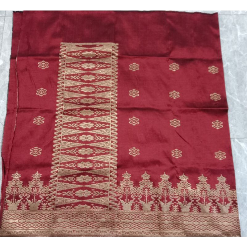 songket silungkang warna merah hati gold