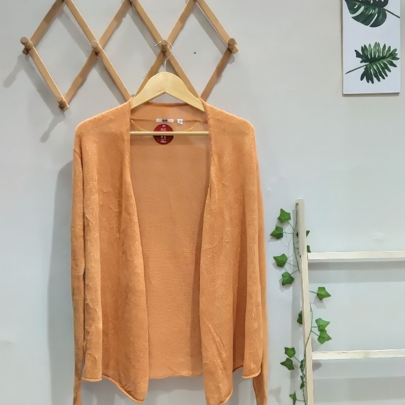 SALE Sweater Cardigan Branded Uniqlo Kardigan